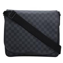 AAA Louis Vuitton Damier Canvas Messenger Bag Unisex