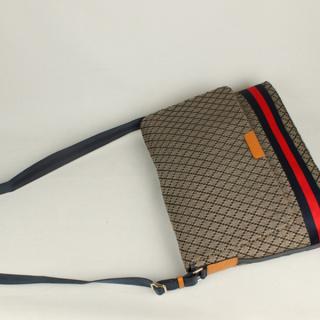 Gucci 281421