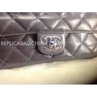 Chanel YT0423