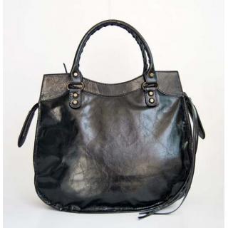 Balenciaga 084605