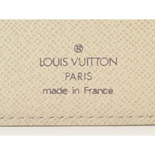 Louis Vuitton N61676