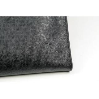 Louis Vuitton M31062