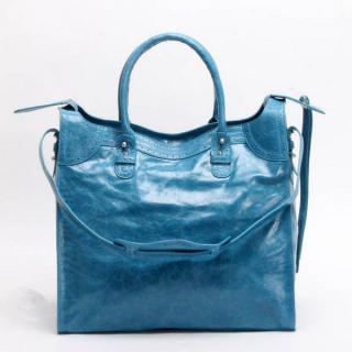 Balenciaga 084233