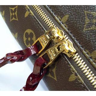 Louis Vuitton M95532