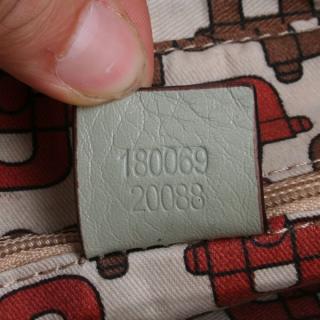 Gucci 180069