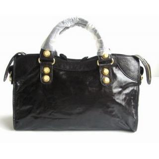 Balenciaga 084332B