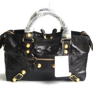 Balenciaga 084332B