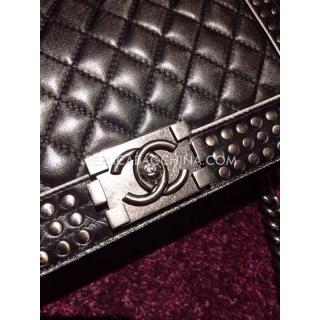 Chanel YT1161