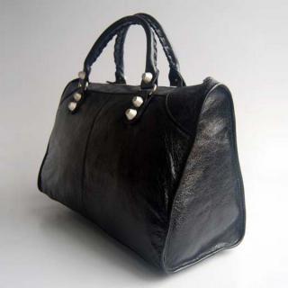 Balenciaga 084324A