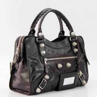 Balenciaga 084332A