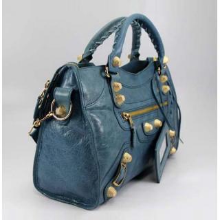 Balenciaga 084332B