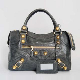 Balenciaga 084332B