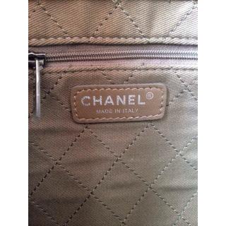 Chanel AE06618