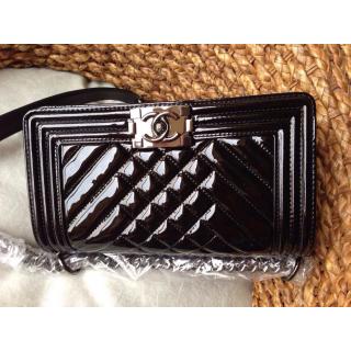 Chanel AE05382