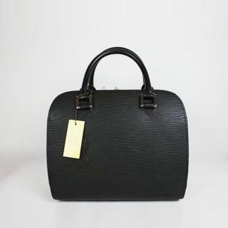 Louis Vuitton M52052