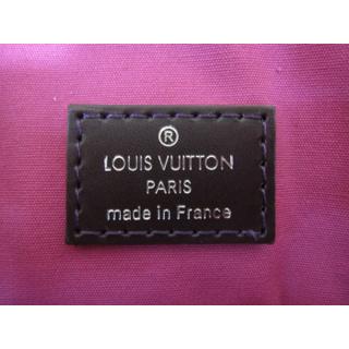 Louis Vuitton M93594