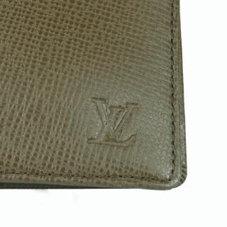 Louis Vuitton R20430