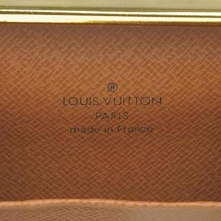 Louis Vuitton M61922