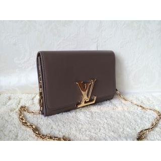 Louis Vuitton AE16062