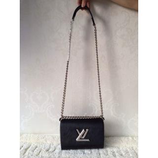 Louis Vuitton AE12324