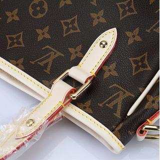 Louis Vuitton M41232