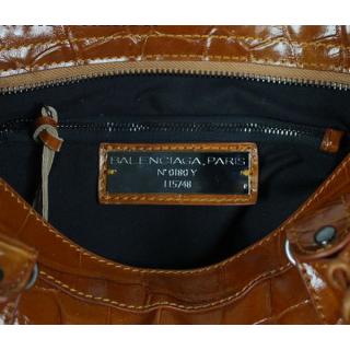 Balenciaga 084332