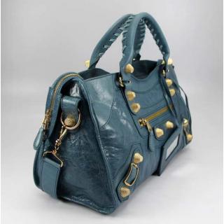 Balenciaga 084328B