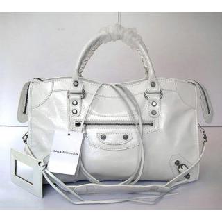 Balenciaga 084332