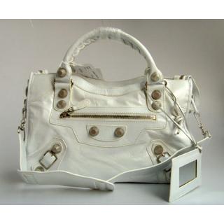 Balenciaga 084332A