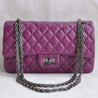 Fake Chanel 2.55 Reissue Flap Cross Body Bag YT3679