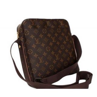 Louis Vuitton M97037