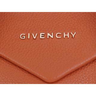 Givenchy 9981