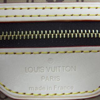 Louis Vuitton M40157