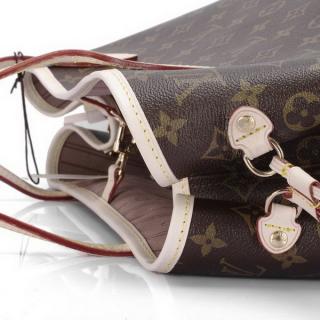 Louis Vuitton M40157