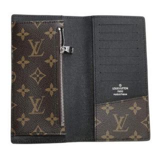 Louis Vuitton M93800