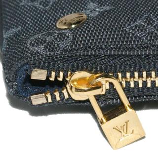 Louis Vuitton M92436