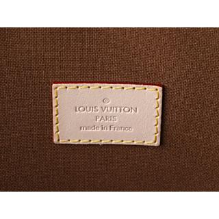 Louis Vuitton M40104