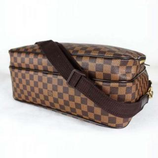 Louis Vuitton N23252