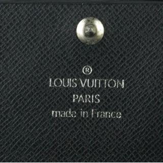 Louis Vuitton M63592