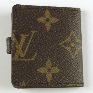 Louis Vuitton M58011