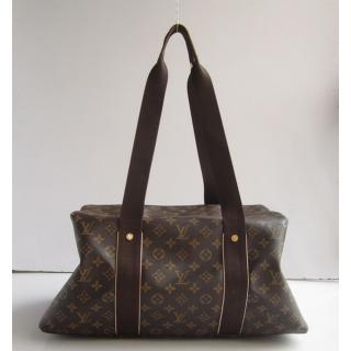 Louis Vuitton M40476