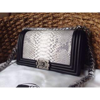 Chanel AE05712