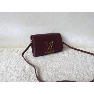 Louis Vuitton AE12119