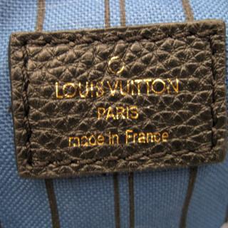 Louis Vuitton M40517