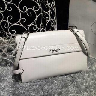 Prada YT5343