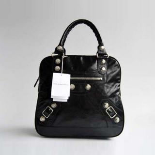 Balenciaga 084600