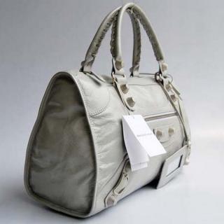 Balenciaga 084324A