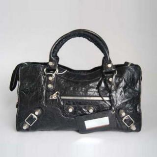 Balenciaga 084328A