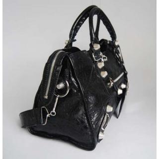 Balenciaga 084328A