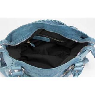 Balenciaga 084332A